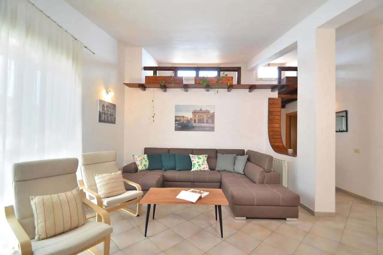 San Giovanni Holiday Home Noto